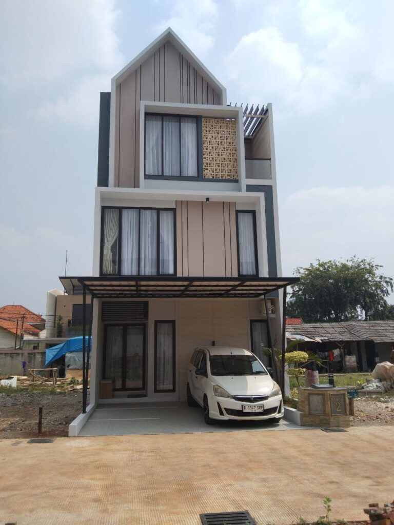 Rumah di Kota Jakarta Selatan Type Topas
